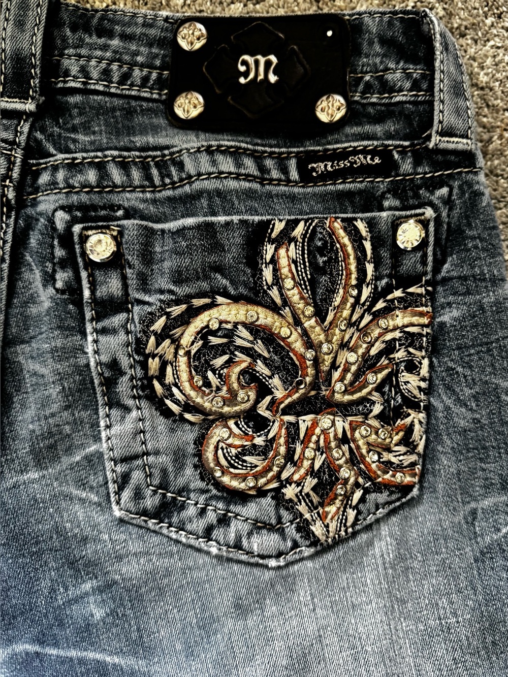 Miss Me Bling Fleur-de-Lis Jeans – Size 29 – 34” Inseam Low Rise JP5748B